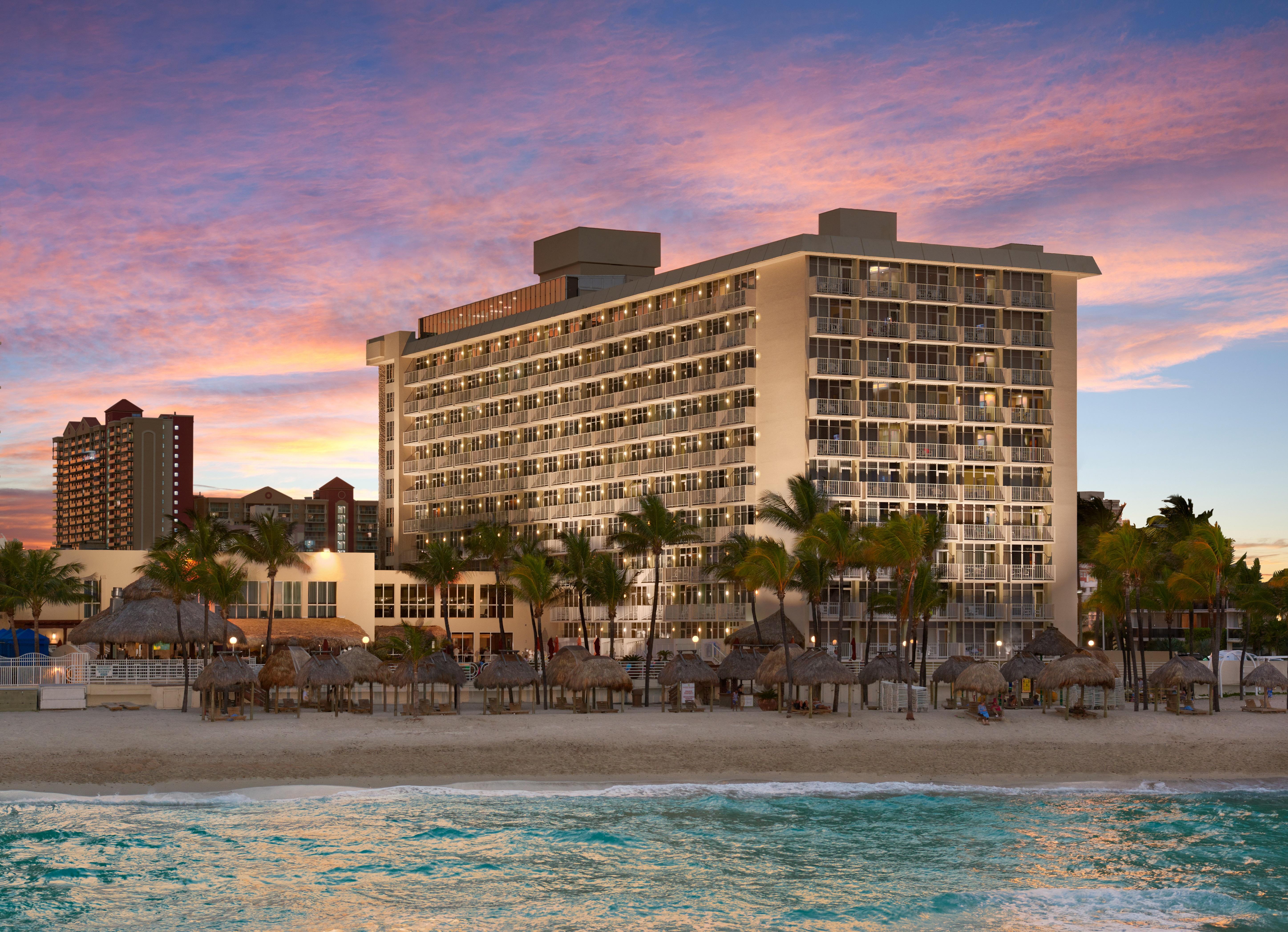 Newport Beachside Hotel & Resort Miami Beach Extérieur photo