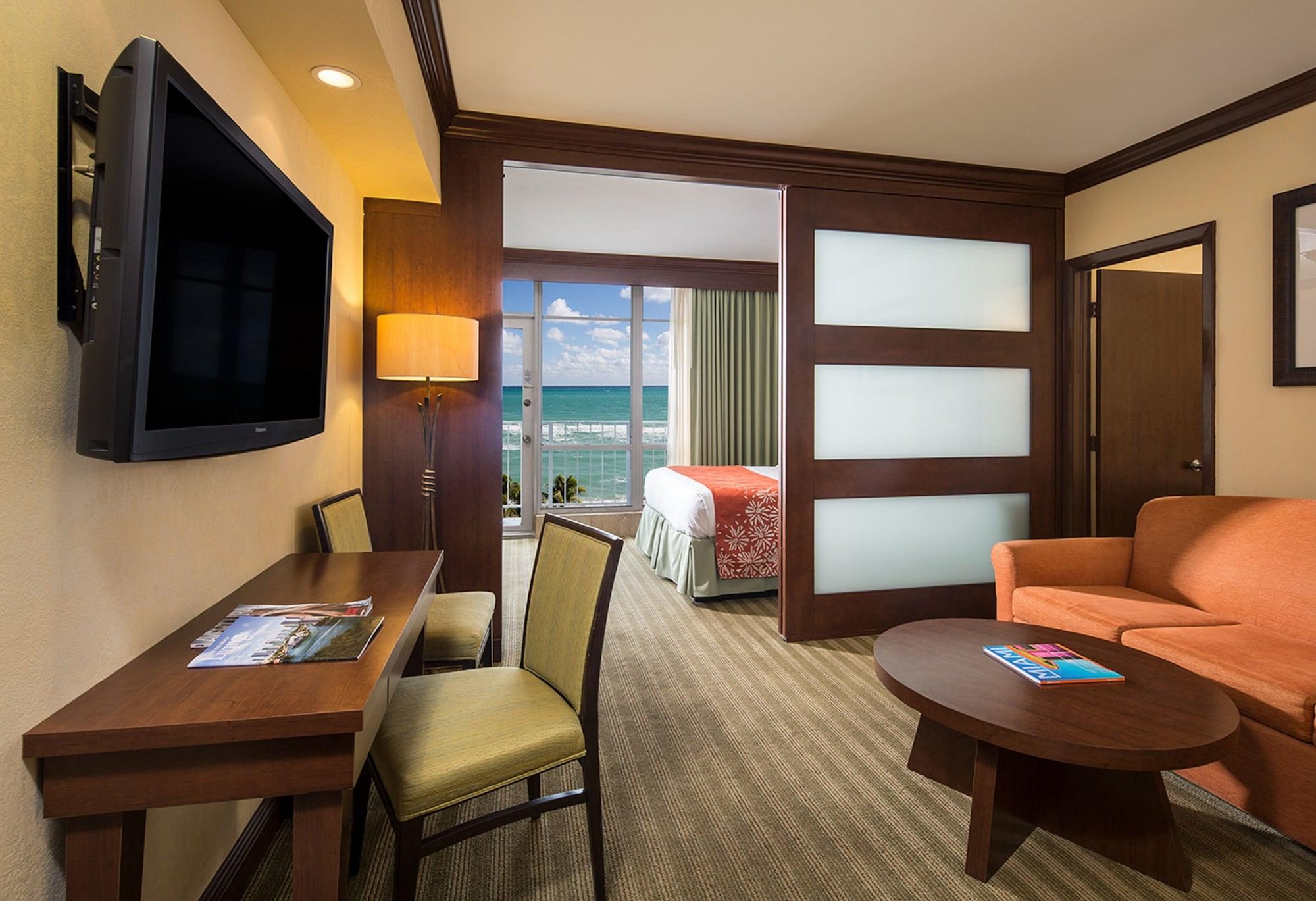 Newport Beachside Hotel & Resort Sunny Isles Beach Extérieur photo