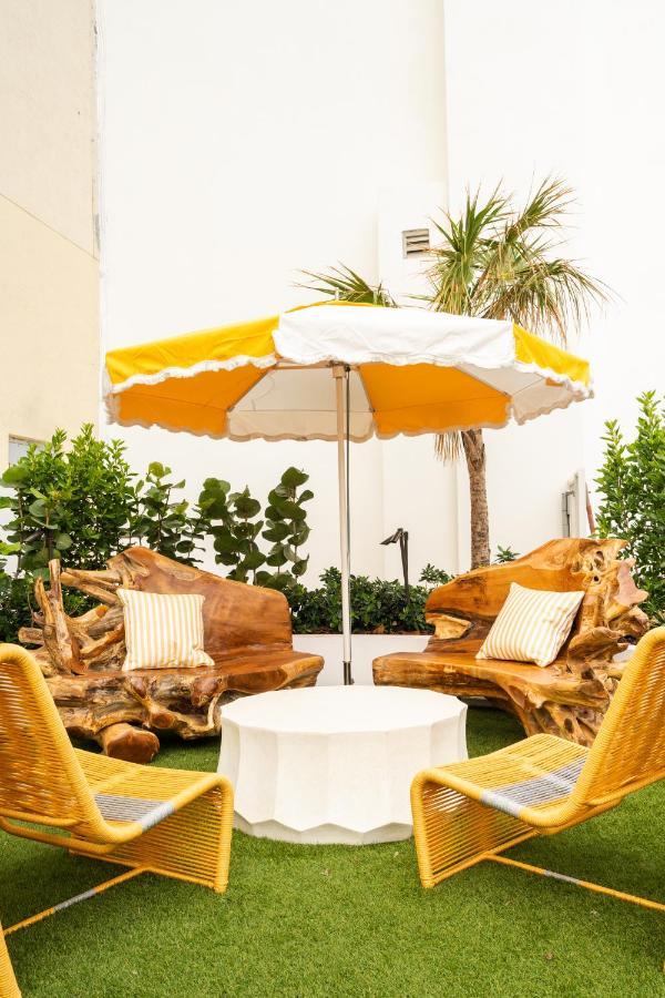 Newport Beachside Hotel & Resort Miami Beach Extérieur photo