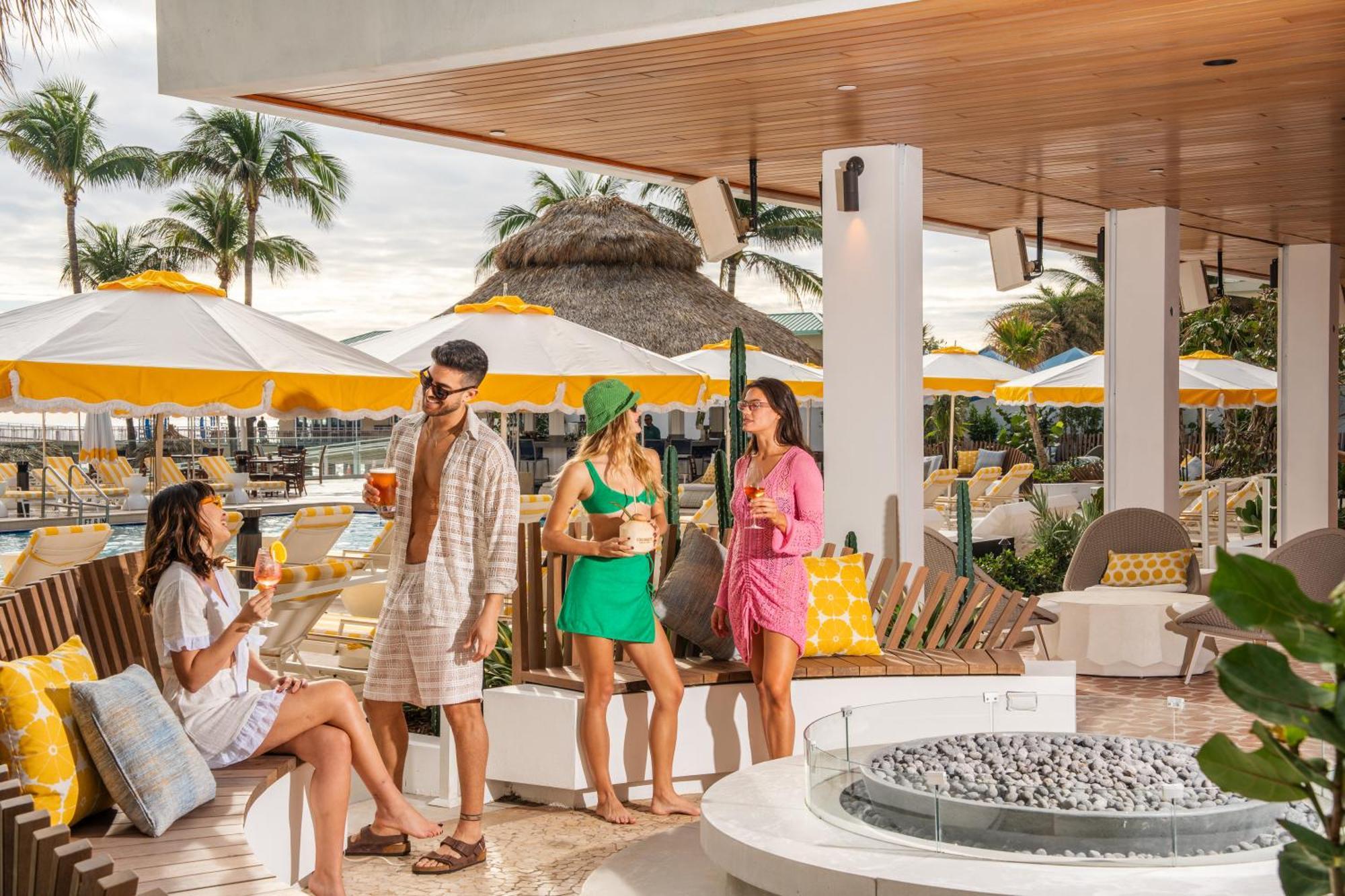 Newport Beachside Hotel & Resort Sunny Isles Beach Extérieur photo
